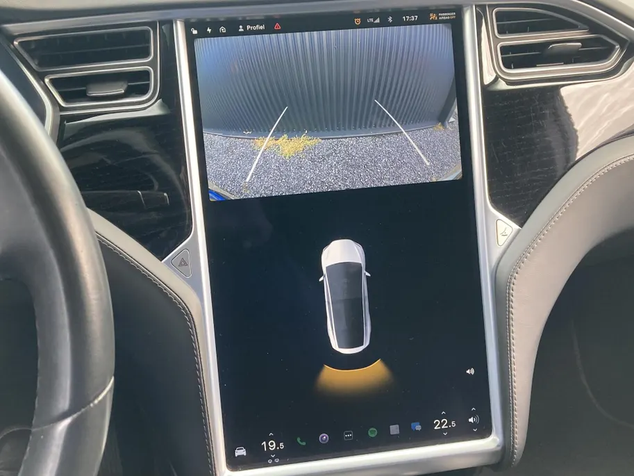Tesla Model X 75D Base 5-persoons