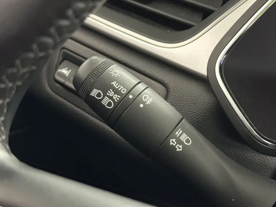 Renault Captur 1.6 E-Tech PHEV 160 Intens | Apple Carplay/Android Auto | Parkeercamera | Cruise Control