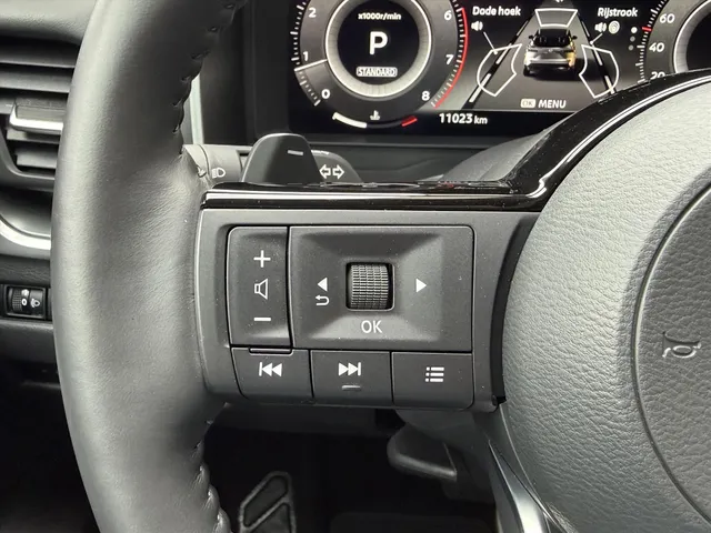 Nissan QASHQAI 1.3 Mild-Hybrid 158pk Xtronic N-Connecta | Panoramadak | Head-Up | Cold Pack | Two-Tone | App Connect | Keyless