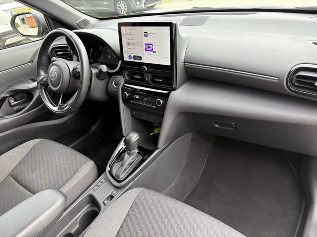 Toyota Yaris Cross 1.5 Hybrid 115 Dynamic | Blindspot | Parkeersensoren V+A