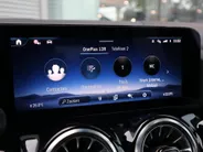 Mercedes-Benz GLA 180 AMG Line l Keyless l Achteruitrij camera l Stoelverwarming