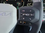 Kia EV3 GT-Line Business Edition 81.4 kWh | Navigatie | Stoel + Stuur verwarming | Navigatie | Climate control | Parkeer camera achter