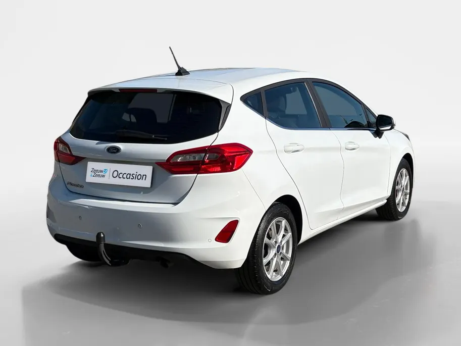 Ford Fiesta 1.0 EcoBoost Titanium | 1e Eigenaar | NL-Auto | Trekhaak | Climate Control | Parkeersensoren | Cruise Control | Lichtmetalen velgen |