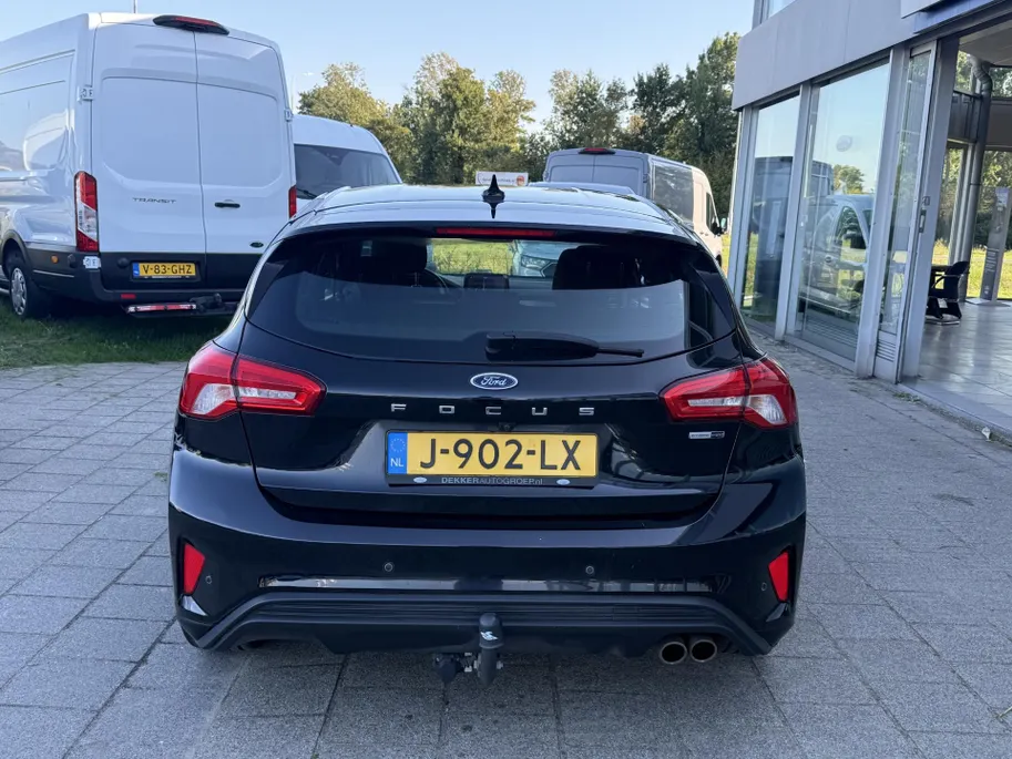 Ford Focus 1.0 EcoBoost Hybrid ST Line +