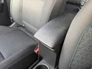 Renault Captur 1.3 mild hybrid 160 *Automaat*Navi via Carplay*Camera*Parkeersensoren*Stoelverwarming*Cruise Control*Zeer nette auto!