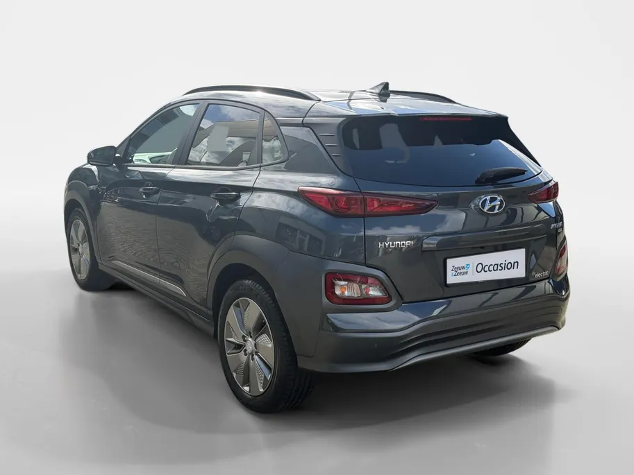 Hyundai Kona EV Fashion Design 39 kWh | Zeer nette auto | Dealer onderhouden | SOH 89,7% | Zeer compleet | Stoel & stuurverwarming | Apple Carplay / Android Auto |