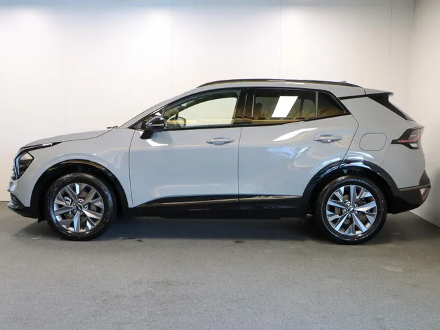 Kia Sportage 1.6 T-GDi Hybrid Dark Edition