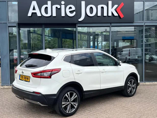 Nissan QASHQAI 1.2 N-Connecta | NAVIGATIE | PANORAMA DAK | 360 CAMERA | 18 INCH | CRUISE CONTROL | CLIMATE CONTROL |