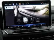 Volkswagen Golf variant R-Line Edition 1.5 eTSI 150 pk 7 versn. DSG · Assistance Pakket Plus · Panoramaschuif-kanteldak · Trekhaak inklapbaar, met elektrische ontgrendeling · Prijs is inclusief inruilpremie · MEGA SALE