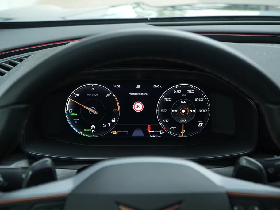 CUPRA Formentor VZ 1.4 e-HYBRID 205 PK | Navi | Carplay | LED | Camera | 19'