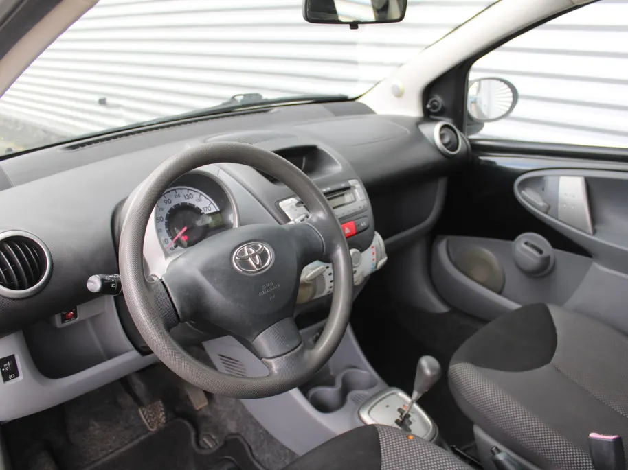 Toyota Aygo 1.0-12V Comfort | Airco | Automaat | Centrale deurvergrendeling |