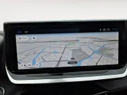 Peugeot e-208 EV Allure Avantage 51 kWh Automaat | Navigatie | Airco | 1 jaar Garantie