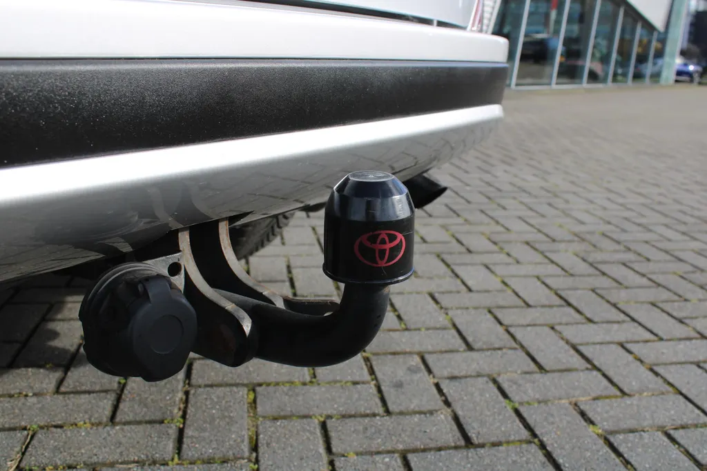 Toyota RAV4 2.0 VVT-i AWD Dynamic | 17' LM | Airco | Navi | Camera | Trekhaak | Automaat |
