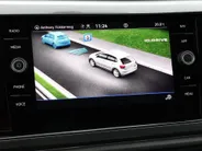 Volkswagen Polo 1.0 TSI 95pk Highline · Apple/Android Car Play · Navigatie · Clima · 16'Velgen · Sportstoelen · Draadloze Telefoonlader ·