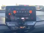 Volkswagen ID.3 First Max 58 kWh | Soh 93,6% | CarPlay | Camera | Stoel- & stuurverwarming | HUD |