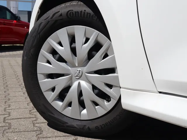 Toyota Yaris 1.5 Hybrid Active | Camera | Apple Carplay Android Auto (34000km