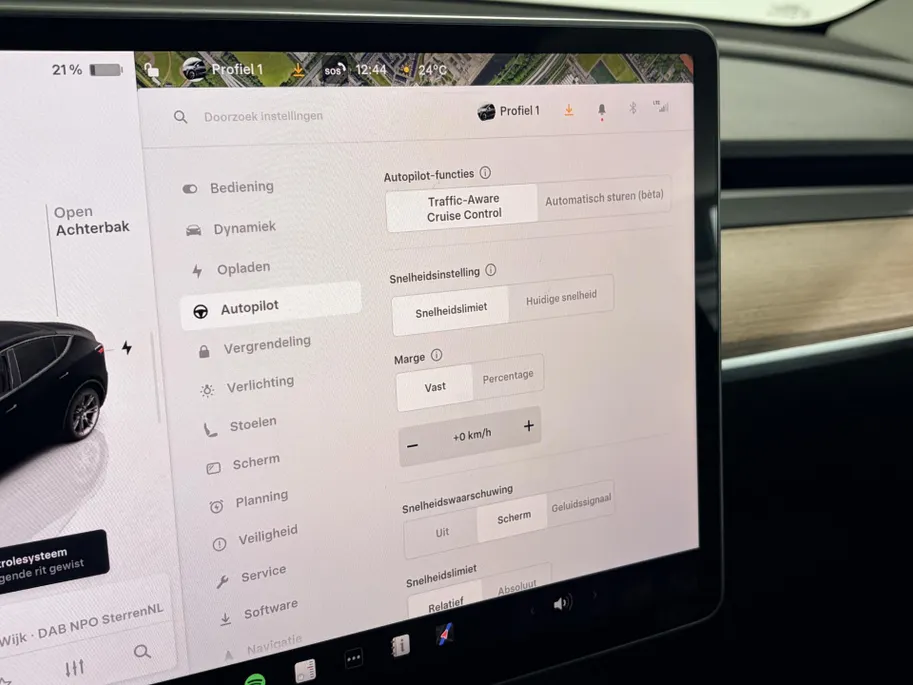 Tesla Model Y 351PK Long Range AWD 75 kWh Automaat | SOH-Waarde 93% | 1e eigenaar | Panoramadak | Basic Autopilot | 360 Camera | Stoelverwarming | Leder | Elektrische Achterklep | Elektrische Stoelen | Full LED |