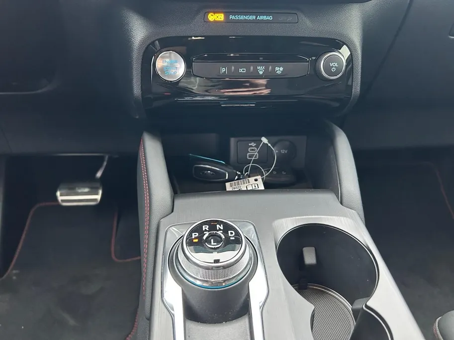 Ford Kuga 2.5 PHEV ST-Line X | Nieuw te bestellen | tot €5.000,- korting | 2100kg trekgewicht | 0,99% rente Ford Options!