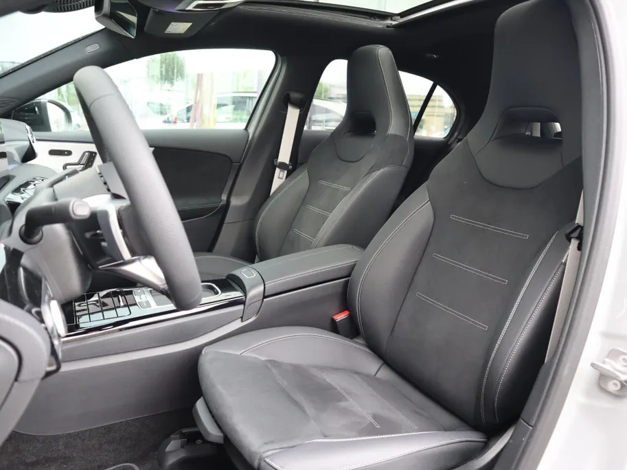 Mercedes-Benz A-Klasse 250 e 140 Year Edition