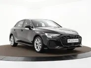 Audi A3 Sportback 40 TFSIe 204pk S-tronic S edition · Camera · Stoelverwarming · Apple/Android Car Play · Park Assist · Navigatie · 17'' Inch · Garantie t/m 27-07-2029 of 100.000km