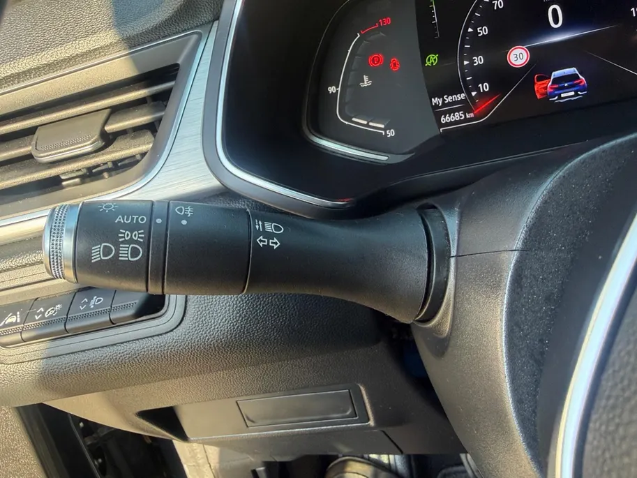 Renault Captur 1.0 TCe 90 Intens | Apple Carplay & Android Auto | Parkeersensoren | Volledig Dealer Onderhouden | Cruise & Climate Control | 12 Maanden BOVAG Garantie