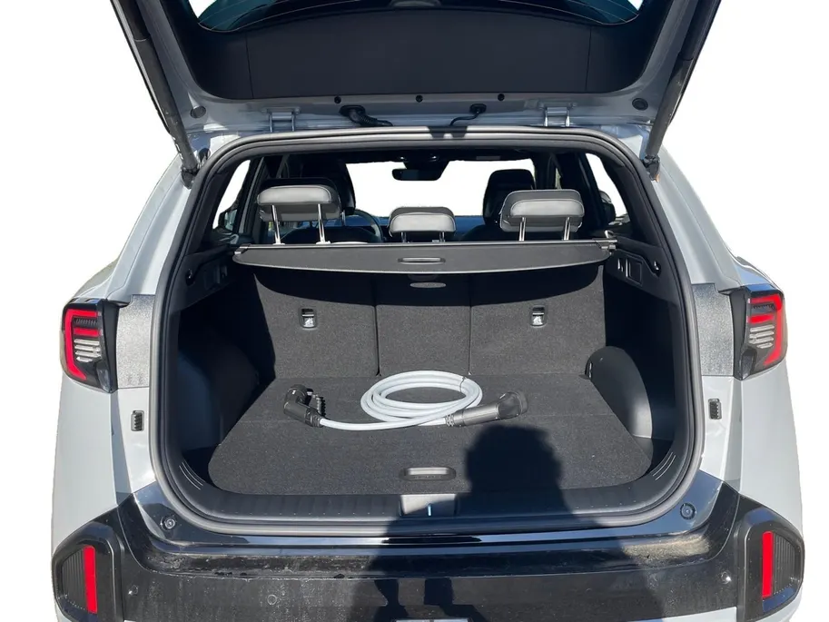 Kia Sportage 1.6 T-GDi Plug-in Hybrid GT-Line | PHEV | Navigatie | Climate control | Cruise control | Stoel + Stuur verwarming | Elektrische voorstoelen | Parkeer camera achter | Schuif kantel dak