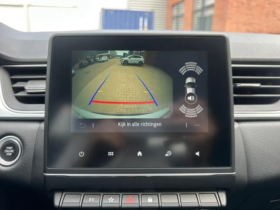 Renault Captur 1.6 E-Tech Hybrid 145 Intens | Automaat | Apple Carplay & Android Auto | Camera | Parkeersensoren | LMV | Cruise & Climate Control | 12 Maanden BOVAG Garantie