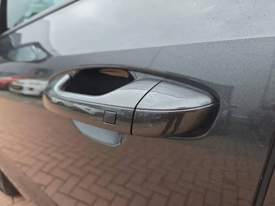 Kia Niro 1.6i Hybrid DynamicPlusLine Schuif-/kanteldak | Dodehoek Detectie | Stoelverwarming | Camera | Cruise Control Adaptief | Carplay | Head up Display | NAP