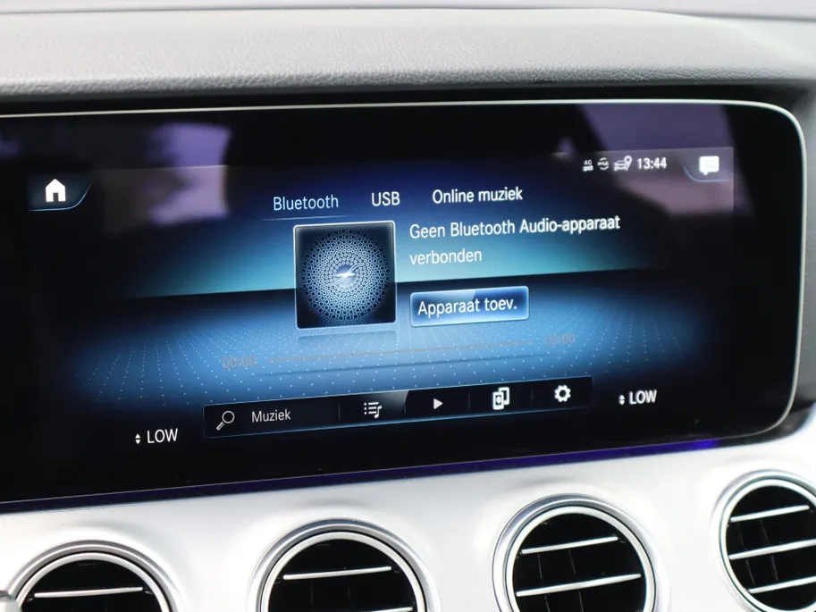 Mercedes-Benz E-Klasse Estate 300 e Business Solution Luxury l Achteruitrijcamera l Dodehoekassistant l Panoramadak