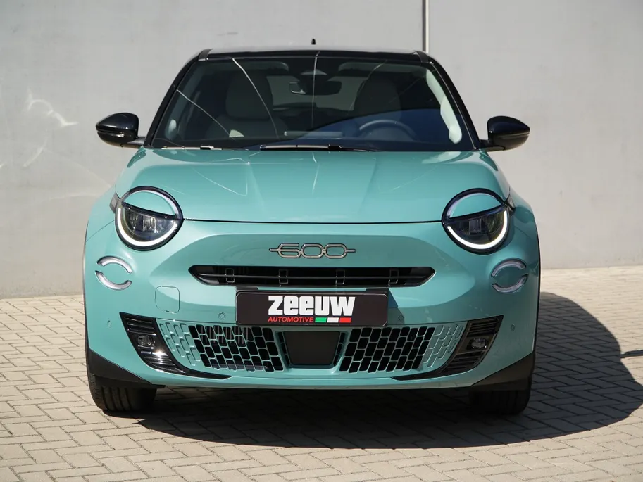 Fiat 600 1.2 Hybrid 145 PK La Prima | Navi | Camera | Carplay