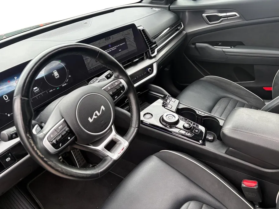 Kia Sportage 1.6 T-GDi PHEV GT-PlusLine | 100% SOH | 360 Camera | Panoramadak | Apple Carplay/Android Auto | Stoelverwarming/Stoelverkoeling | Lichtmetalen Velgen |