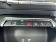 Audi A3 Sportback 45 TFSIe 272pk S-tronic S edition Competition · Panoramadak · Camera · Elek. Bestuurdersstoel · Apple/Android Car Play · Leder/ Alcantara · Zwart Optiek · 18'' Inch · Garantie t/m 10-12-2030 of 100.000km