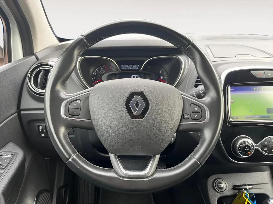 Renault Captur 1.3 TCe Intens *Automaat*Navi+Camera*Climate Control*Keyless Entry*Parkeersensoren*Zeer nette auto!