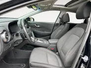 Hyundai Kona EV Comfort Smart 64 kWh | Apple Carplay/Android Auto | cruise control adaptief met Stop&Go | navigatiesysteem full map | Stoelverwarming | warmtepomp |