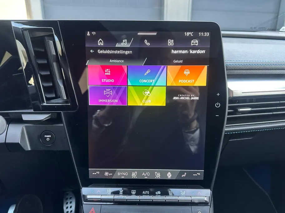 Renault Scénic E-Tech EV87 long range esprit Alpine | Automaat | Panoramadak | Harman Kardon | Stoel & Stuurverwarming | Automatische Kofferklep | Apple Carplay & Android Auto | Dodehoek Detectie | 12 Maanden BOVAG Garantie