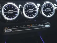 Mercedes-Benz GLA 250 e AMG Line l Stoelverwarming l Leder l Achteruitrij camera