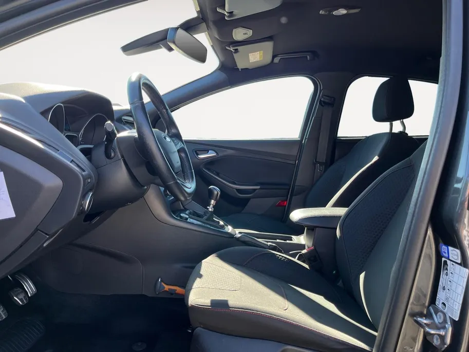 Ford Focus 1.0 ST-Line |Cruise control| Mistlampen voor|Airco (automatisch)| 12 maanden Bovag|