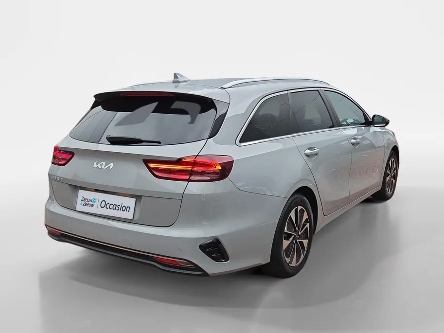 Kia Ceed Sportswagon 1.0 T-GDi Design Edition | JBL | Carplay | Camera | Navigatie | Stoelverwarming | Doedehoek Detectie |Fabrieksgarantie  t/m  1-7-2032 + 3x 1 jaar*| NAP
