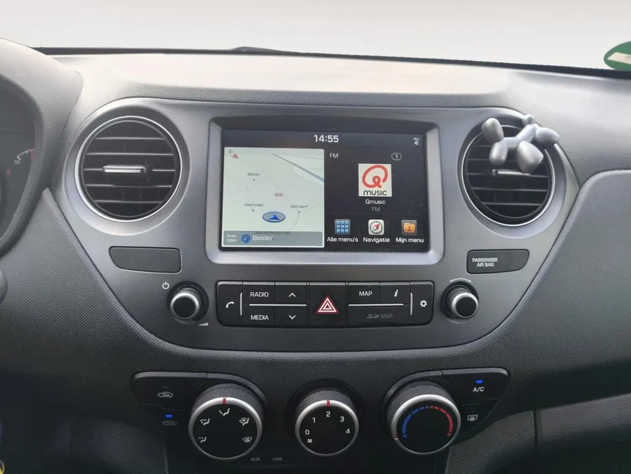 Hyundai i10 1.0i Comfort | Navigatie | Cruise control | Airco | Incl.12 Maanden, APK, Onderhoudsbeurt etc! Premiumpakket gratis!