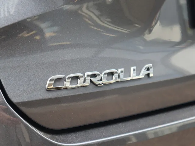 Toyota Corolla Touring Sports Hybrid 140 GR Sport | Schuif/Kantel Dak | Headup Display | Apple/Android Auto |
