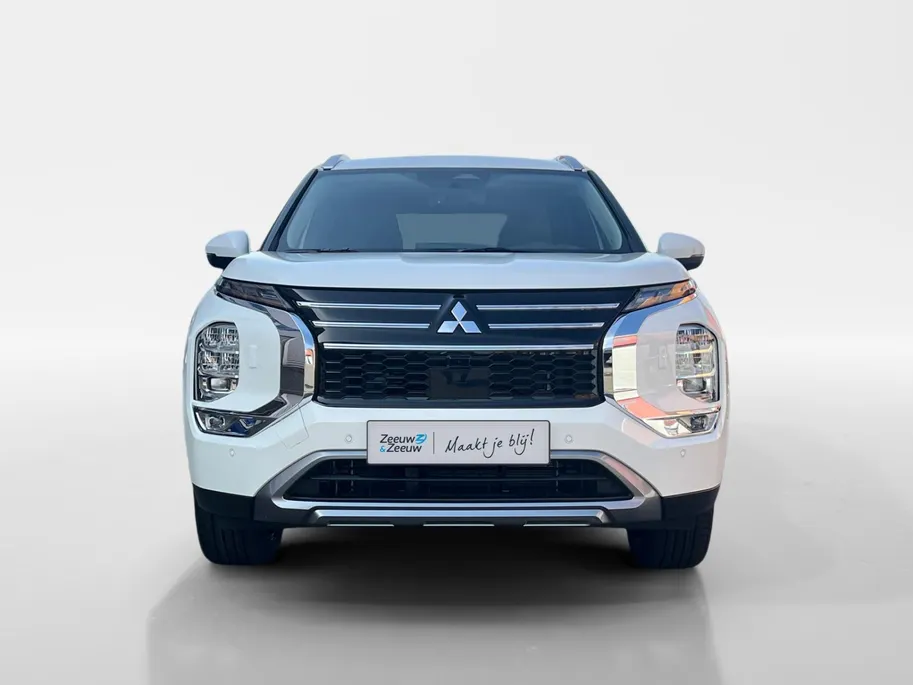 Mitsubishi Outlander 2.4 PHEV First Edition | 6000 EURO KORTING | NU DIRECT LEVEBAAR | 8 JAAR GARANTIE |