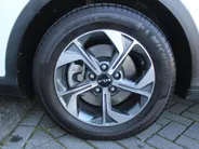 Kia XCeed 1.5 T-GDI MHEV DynamicLine | Android Auto/Apple Carplay | Stoel-/stuurverwarming | 16' LM | Camera | Zeer weinig km |