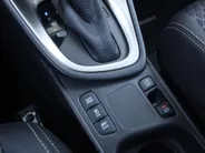 Mazda 2 Hybrid 1.5 Select | Trekhaak | Stuur-/stoelverwarming | Camera | HUD | Telefoonlader | Dodehoek detectie | Cruise adapt. | Clima | 16' LM |