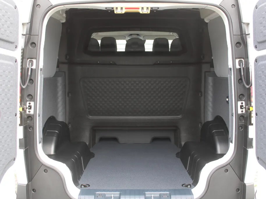 Kia PV5 L2H1 Elite DC 71.2 kWh | Luxe dubbele cabine | Zijwandbekleding | Vloerplaat | Privacy glass | Tot € 2.500 (inruil)voordeel bij aanschaf of 2,99% financiering |
