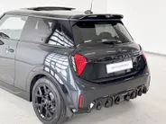 MINI Cooper 3-deurs 1.5 Cooper C John Cooper Works XL