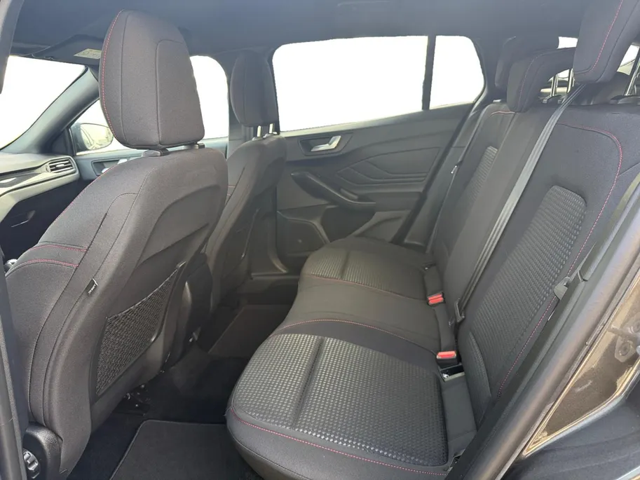 Ford Focus Wagon 1.0 EcoBoost Hybrid ST Line Business | Camera | Keyless | Stoel + Stuurverwarming | LED | Apple Carplay + Android Auto |