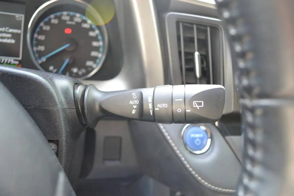 Toyota RAV4 2.5 HYBRID AWD EXECUTIVE|LUXE|TREKHAAK