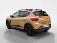 Dacia Sandero Stepway 100PK TCe ECO-G Extreme (LPG) | 1ste Eigenaar | Trekhaak | 1100KG Trekgewicht | Camera | Apple Carplay/Android Auto | Parkeersensoren | Lichtmetalen Velgen | Licht & Regen Sensor | LED Lampen|