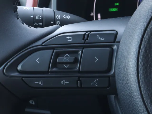Toyota Aygo X Hybrid 115 pulse Bi-Tone | Easy Pack