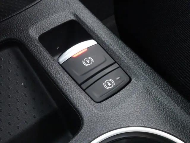 Mitsubishi ASX 1.8 HEV Instyle Panodak | Harman Kardon | Leder